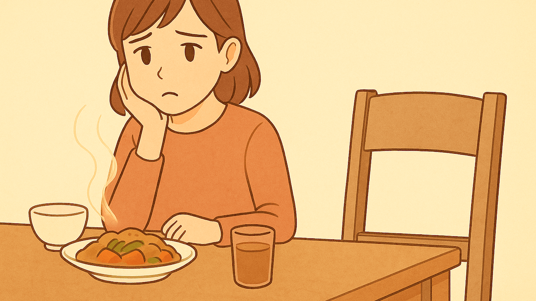 湯気の立つ料理と空席を前に一人で座る妻｜心を込めた食事を拒否され悲しむ様子のアニメ風画像
